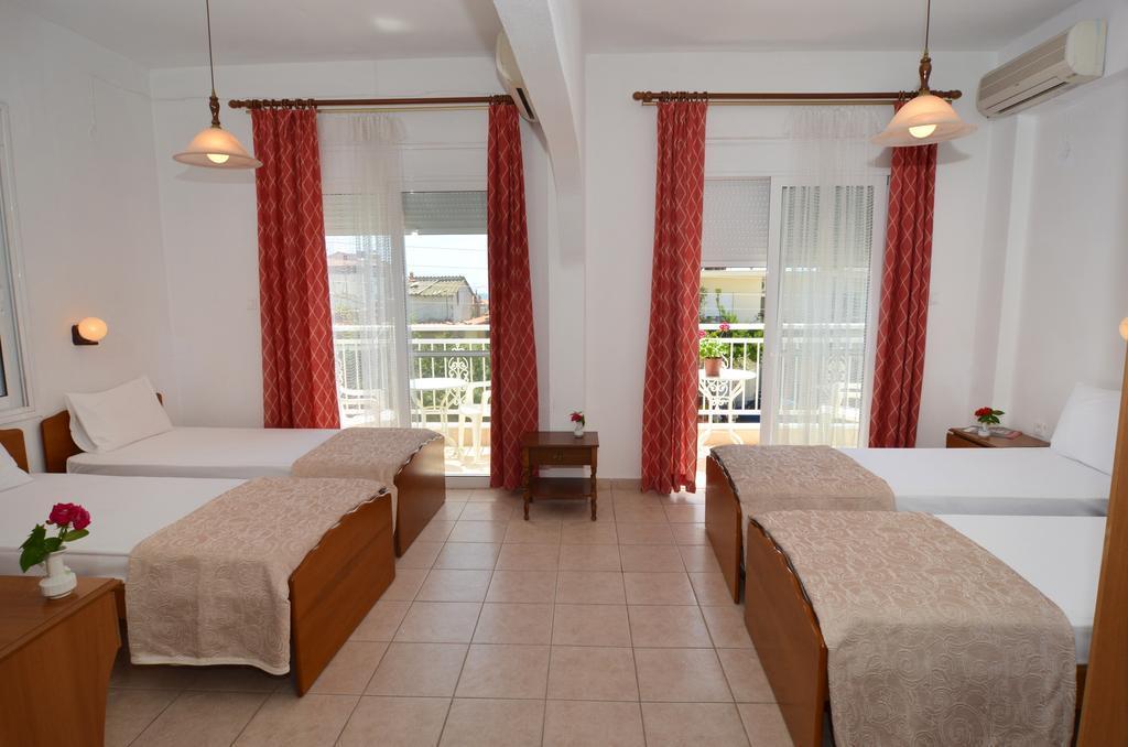 Hotel Triada Limenaria  Rum bild