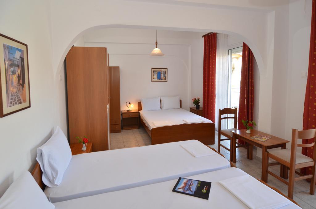 Hotel Triada Limenaria  Rum bild