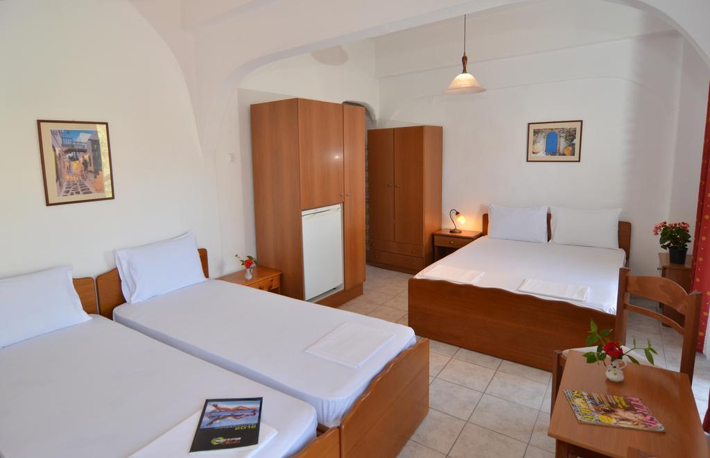 Hotel Triada Limenaria  Rum bild